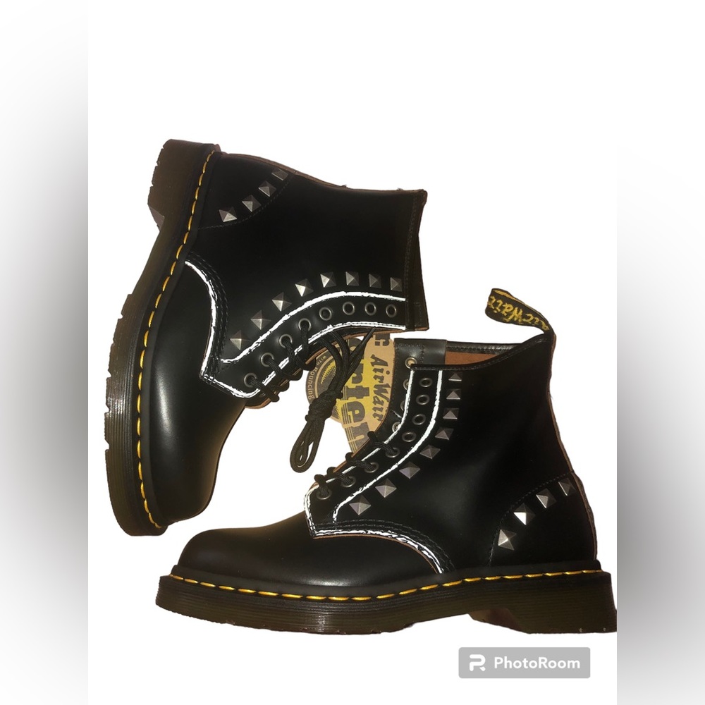 Dr. Martens 1460 Stud Rolled Vintage Smooth Boots - Picture 3 of 9